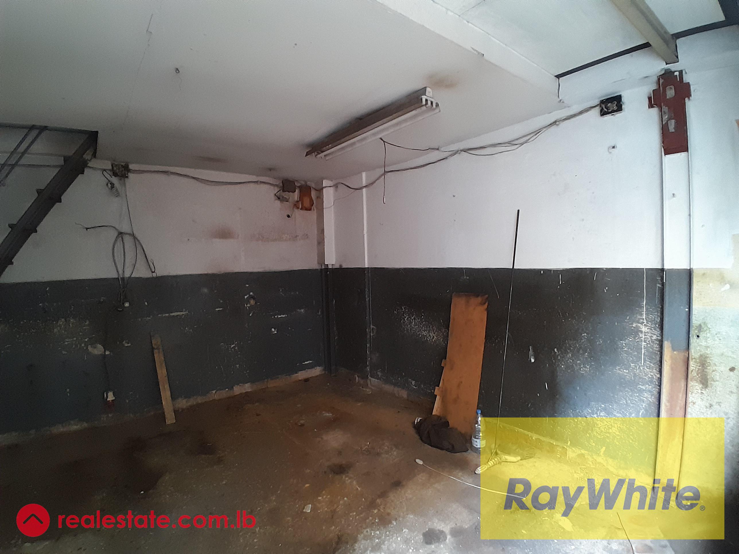 Shop for Rent in Gemayzeh – 40 sqm