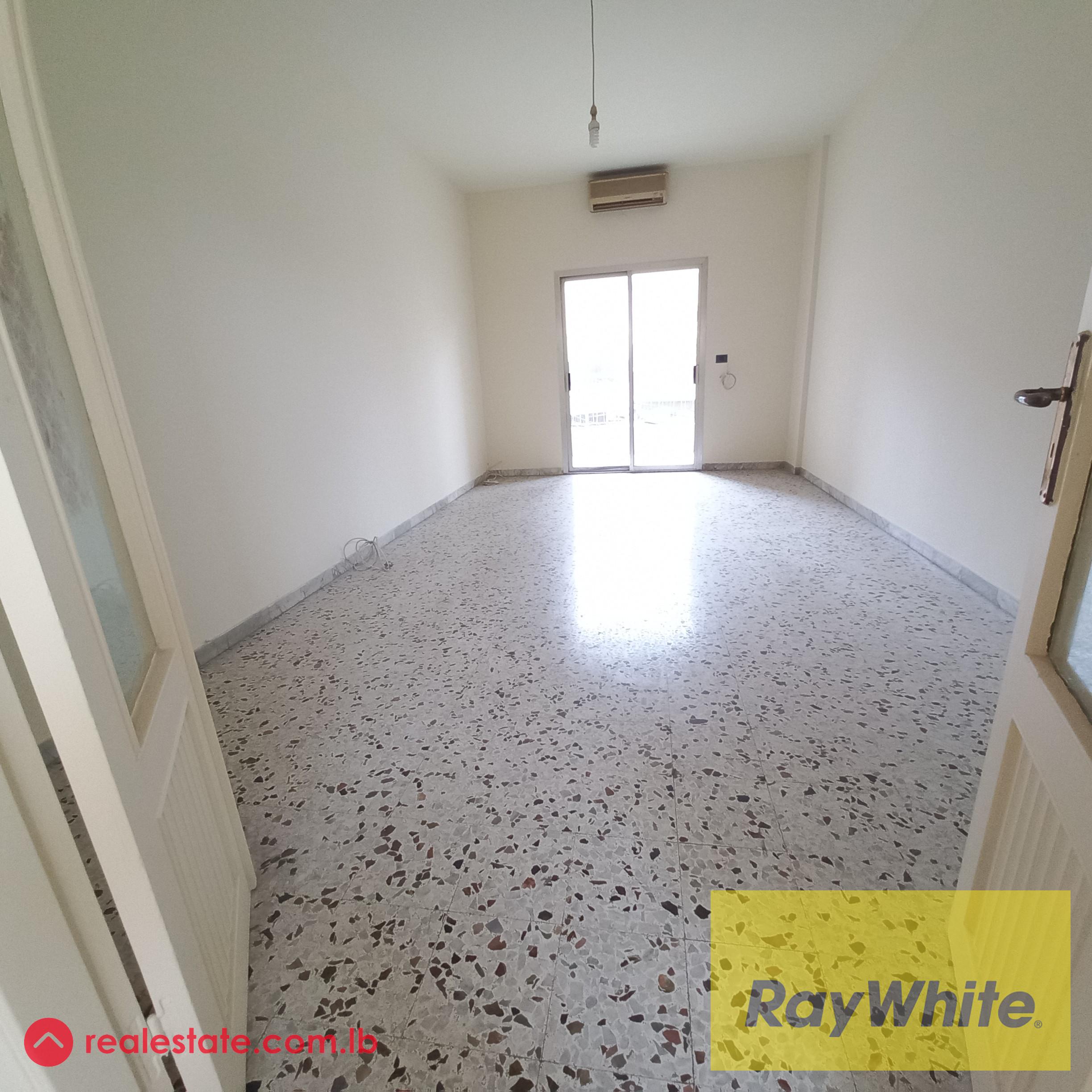 Apartment in Prime location in Jal el Dib for rent