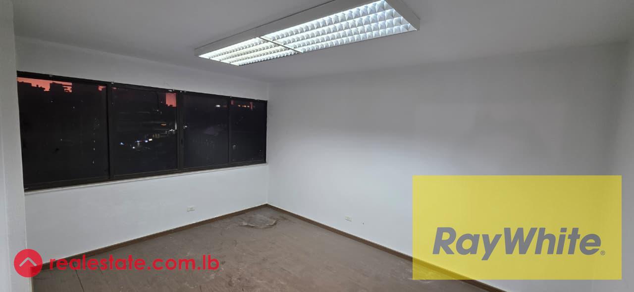 Office for Sale In Dekwaneh-Prime Location
