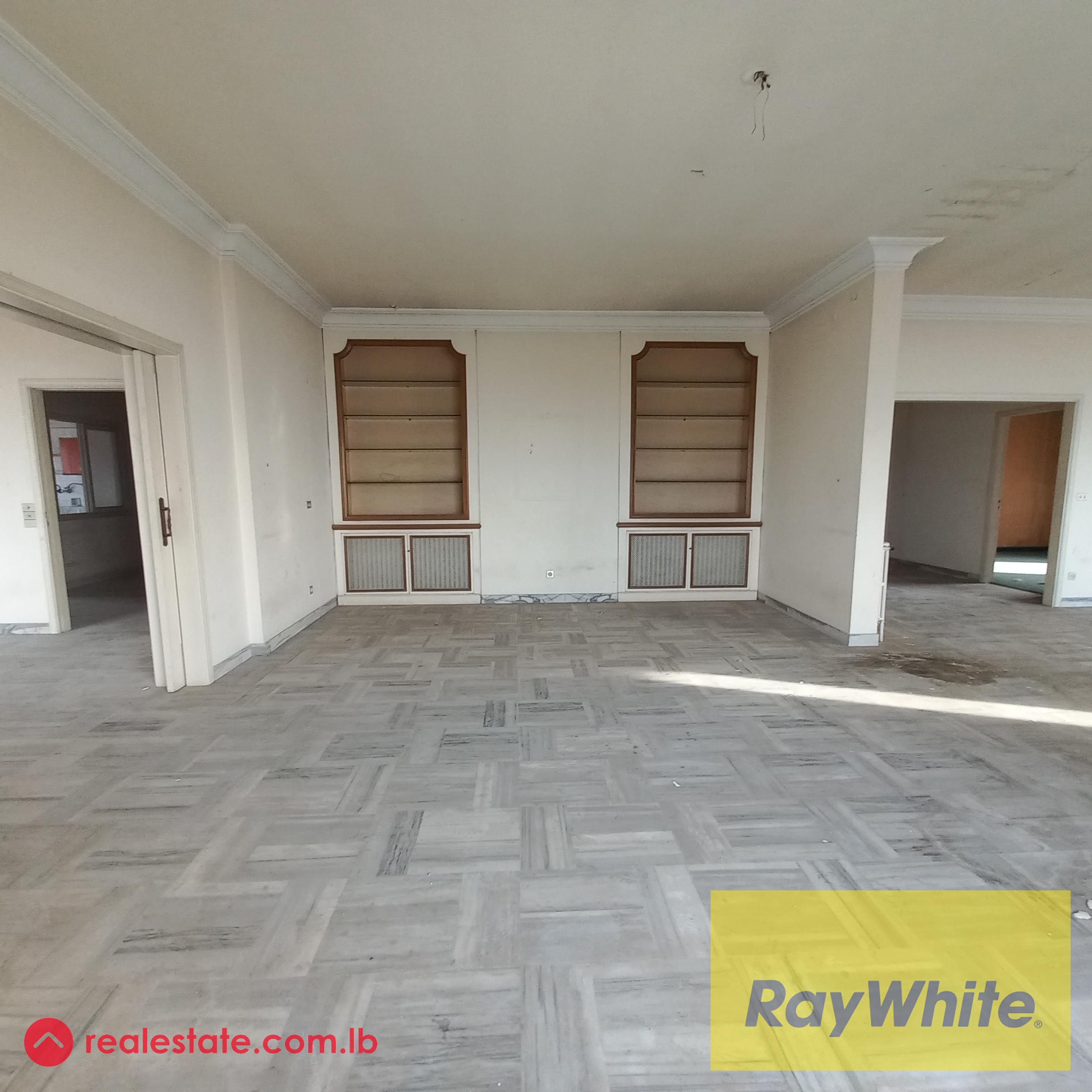 Office 600sqm with Sea View in Jal el Dib