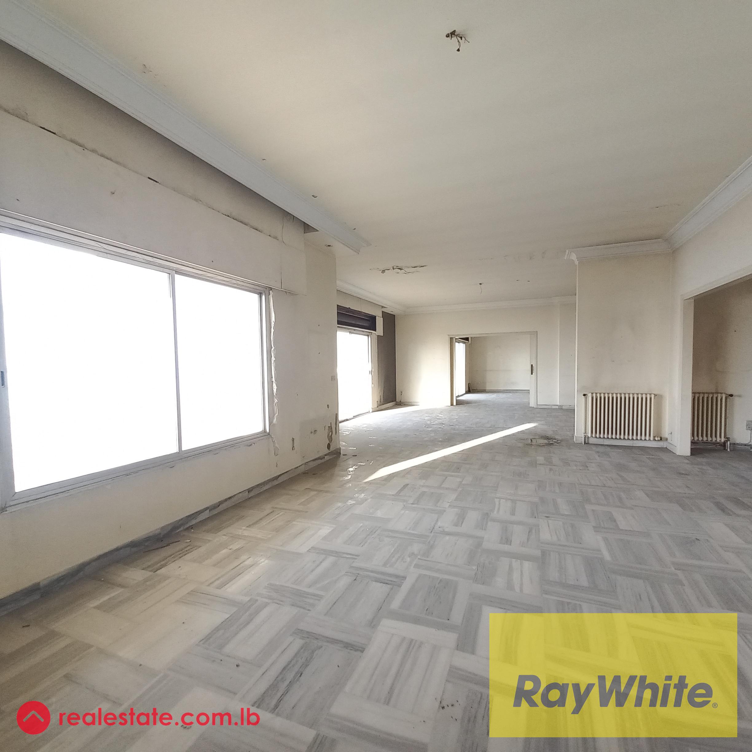Office 600sqm with Sea View in Jal el Dib