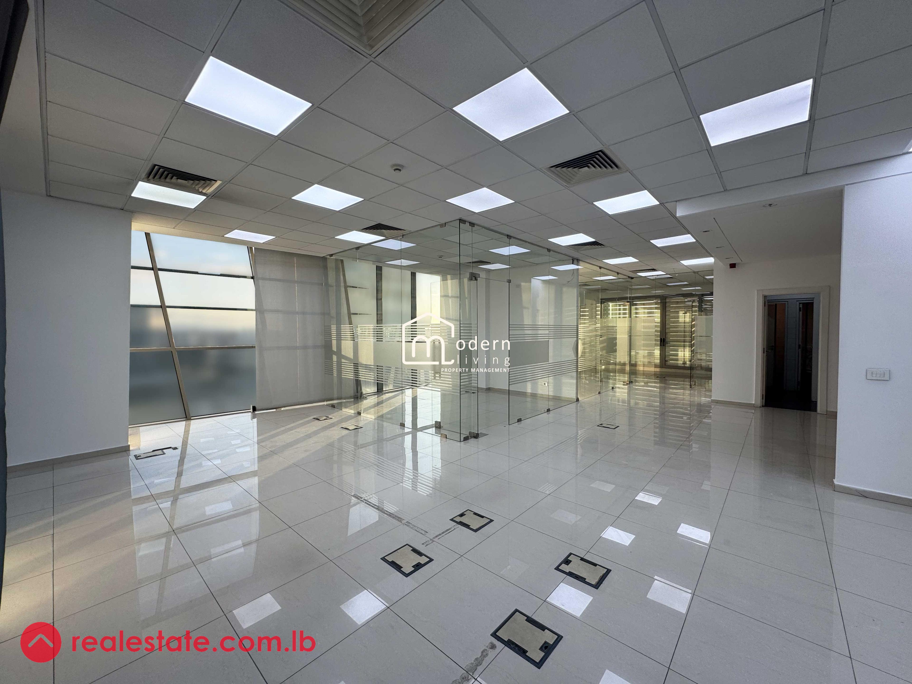 250 Sqm - Office For Rent in Sin El Fil