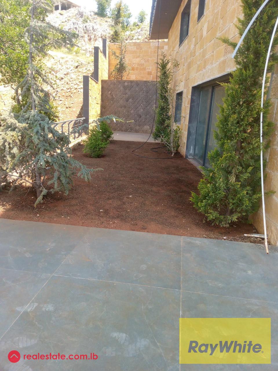 Duplex for Sale In Faqra With Garden