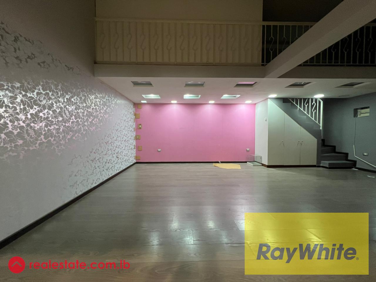 Shop for Rent in Verdun