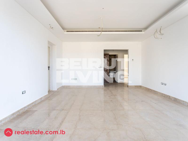 Spacious Flat | Prime Location | Open View
