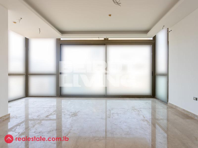 Spacious Flat | Prime Location | Open View