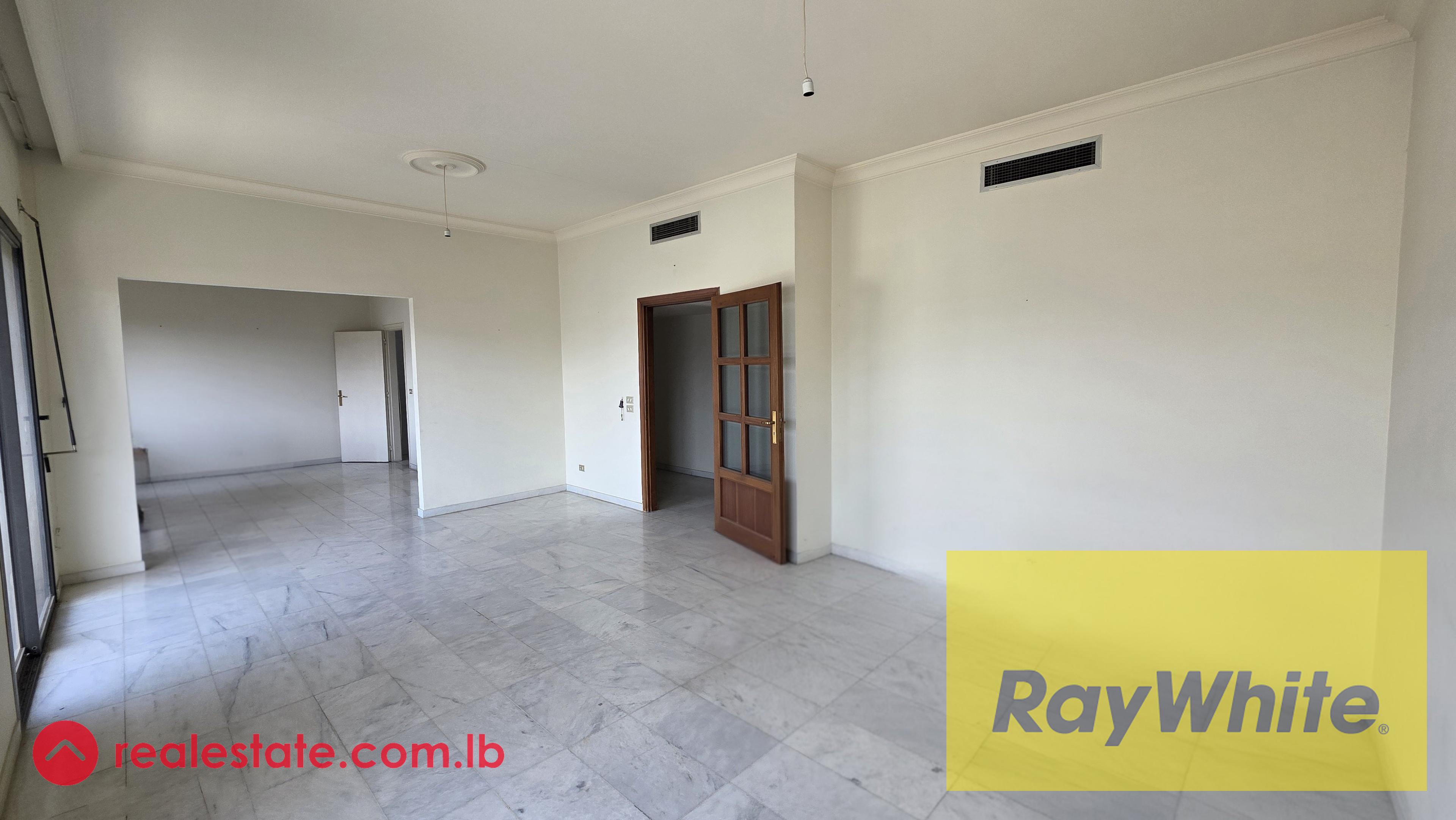 Apartment For Sale in Horch Tabet