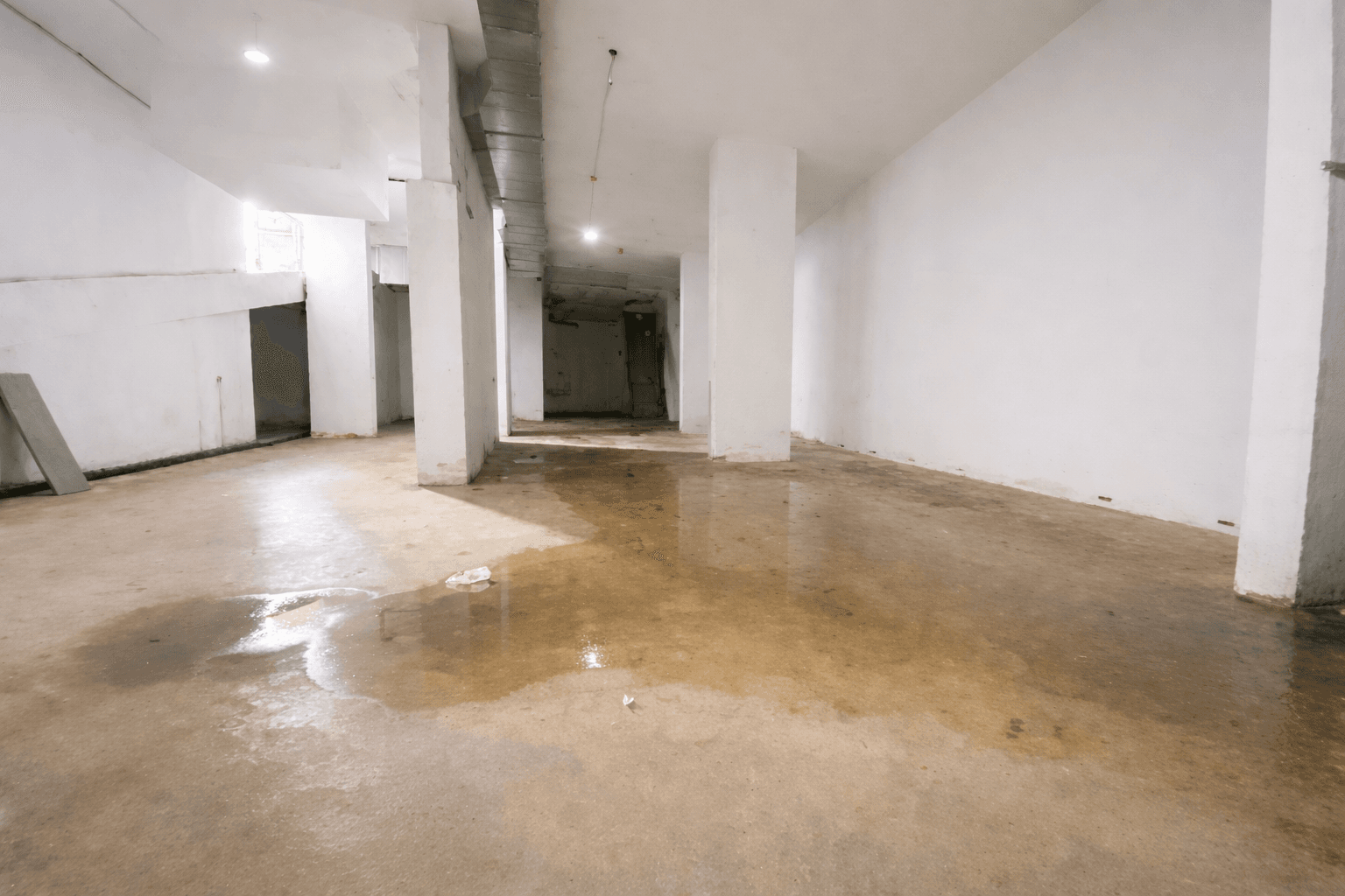 Warehouse for Sale in Jdeideh – 600 SQM