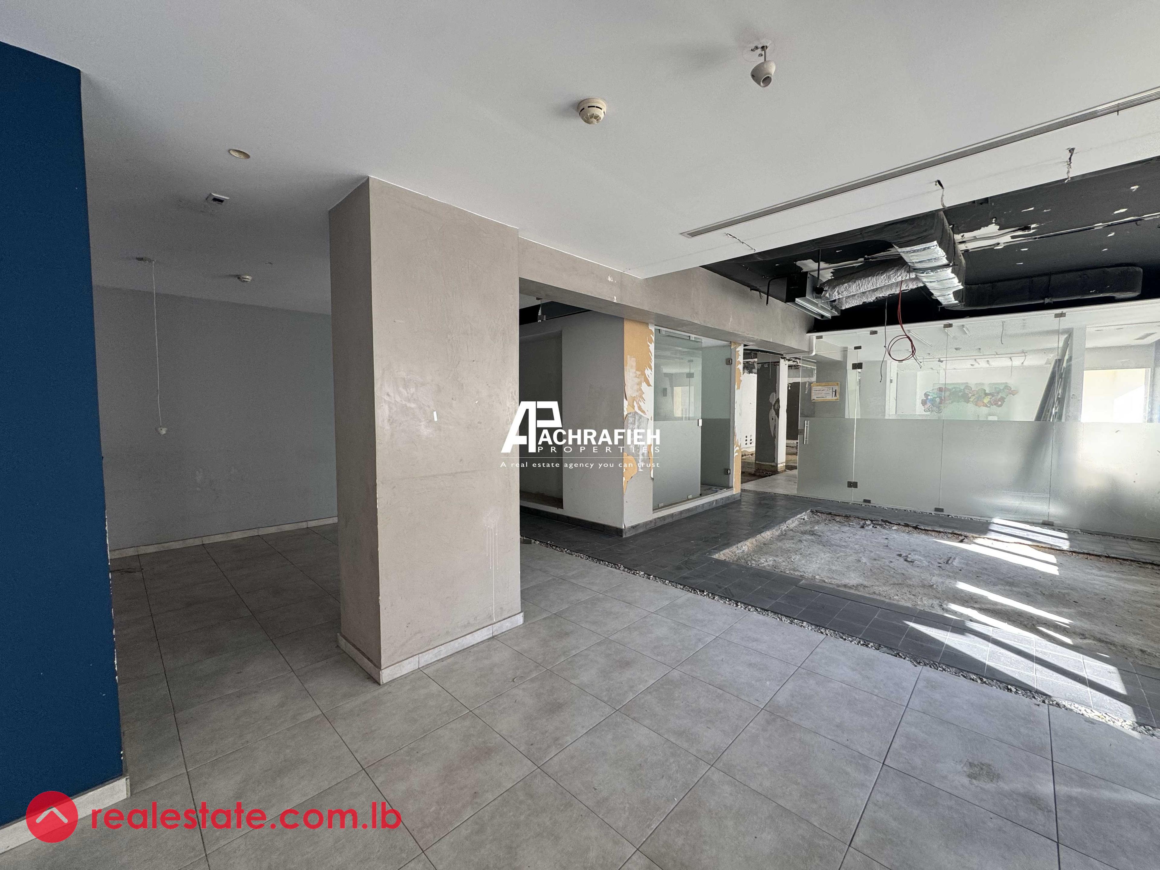 570 Sqm | Office For Rent in Downtown