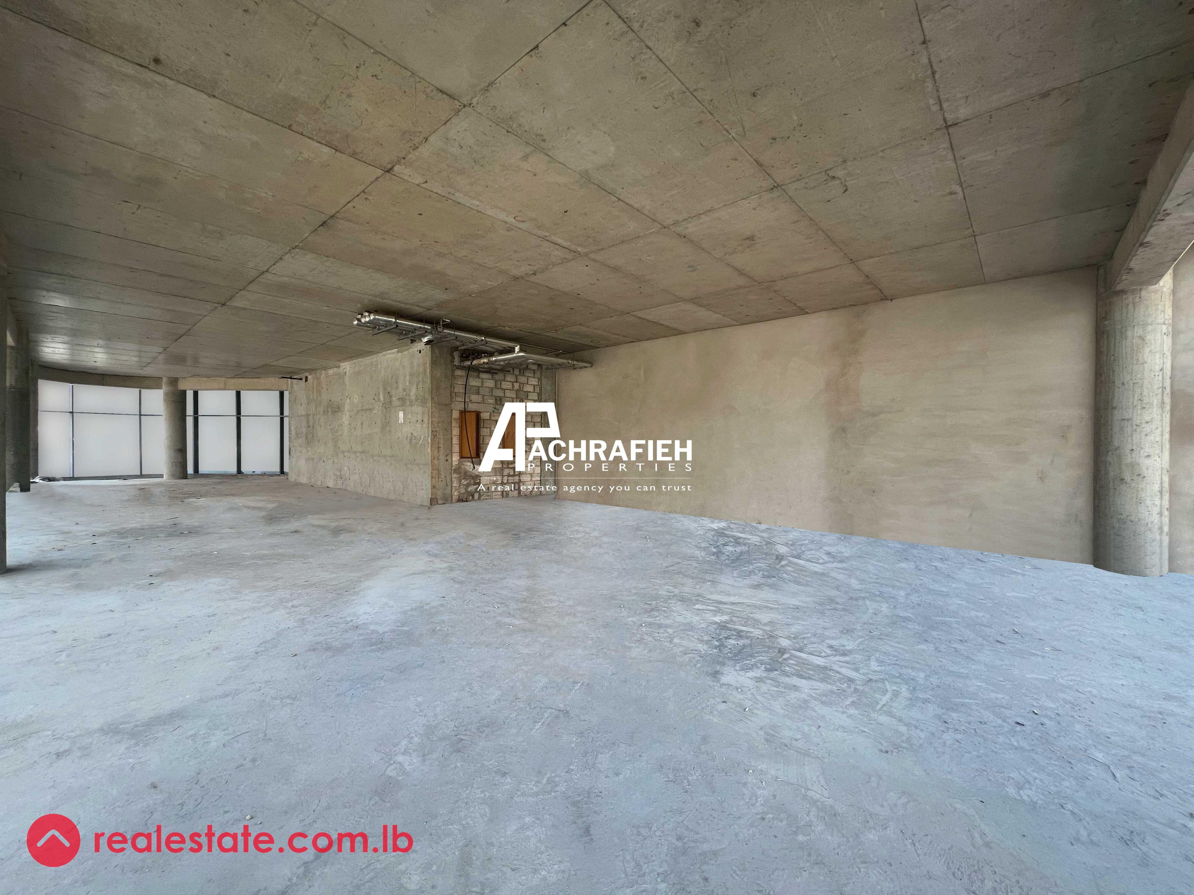 370 Sqm | Shop For Rent in Saifi