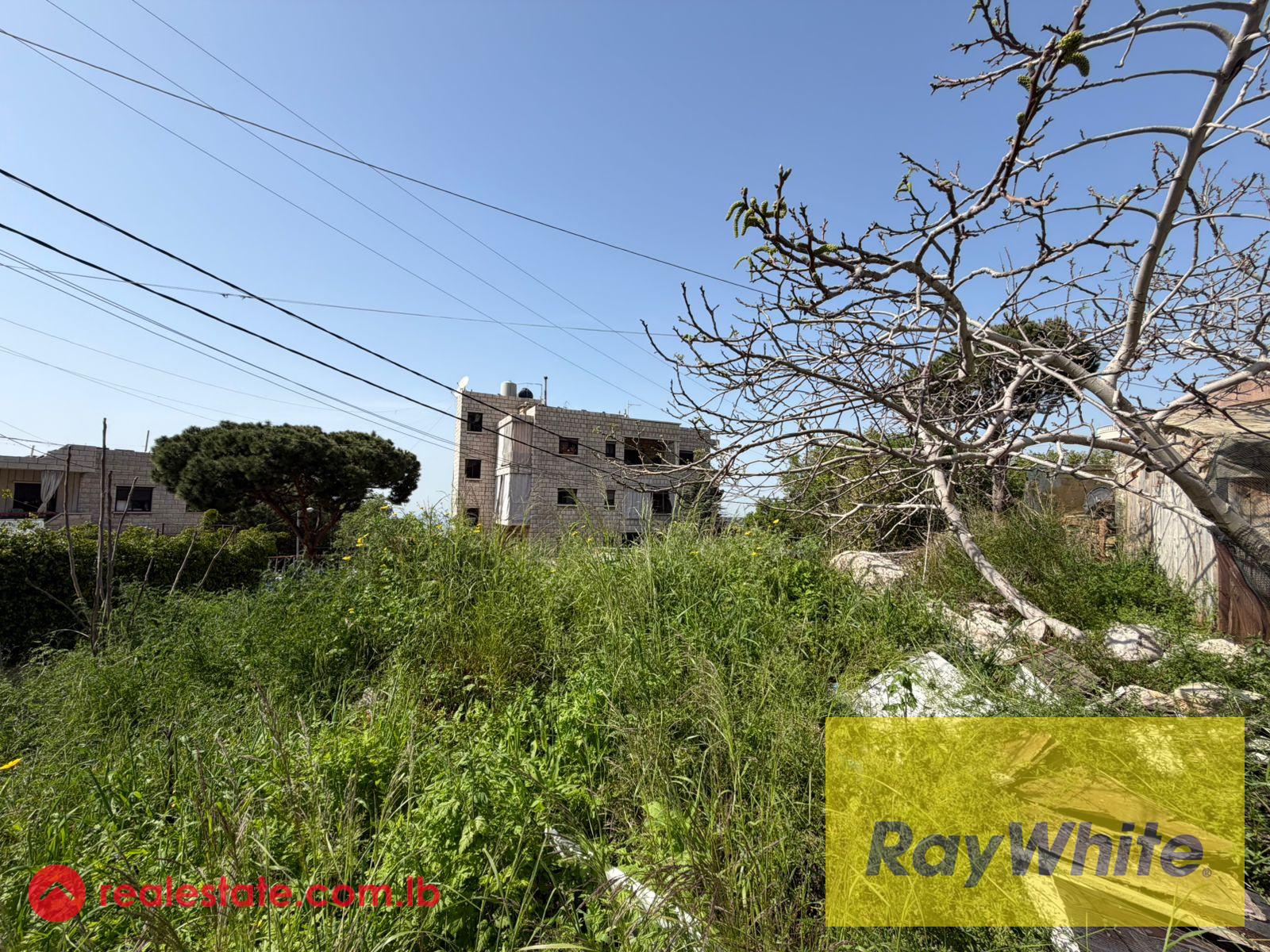 Land for Sale in Kornet Chehwan – 879 sqm | Zone C | Road Access