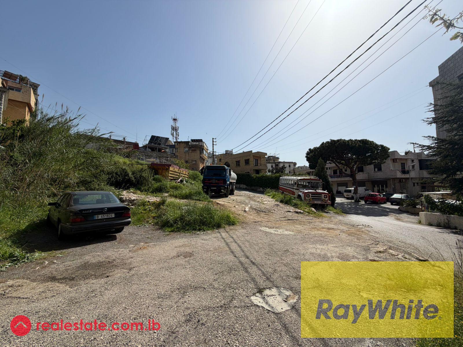 Land for Sale in Kornet Chehwan – 879 sqm | Zone C | Road Access