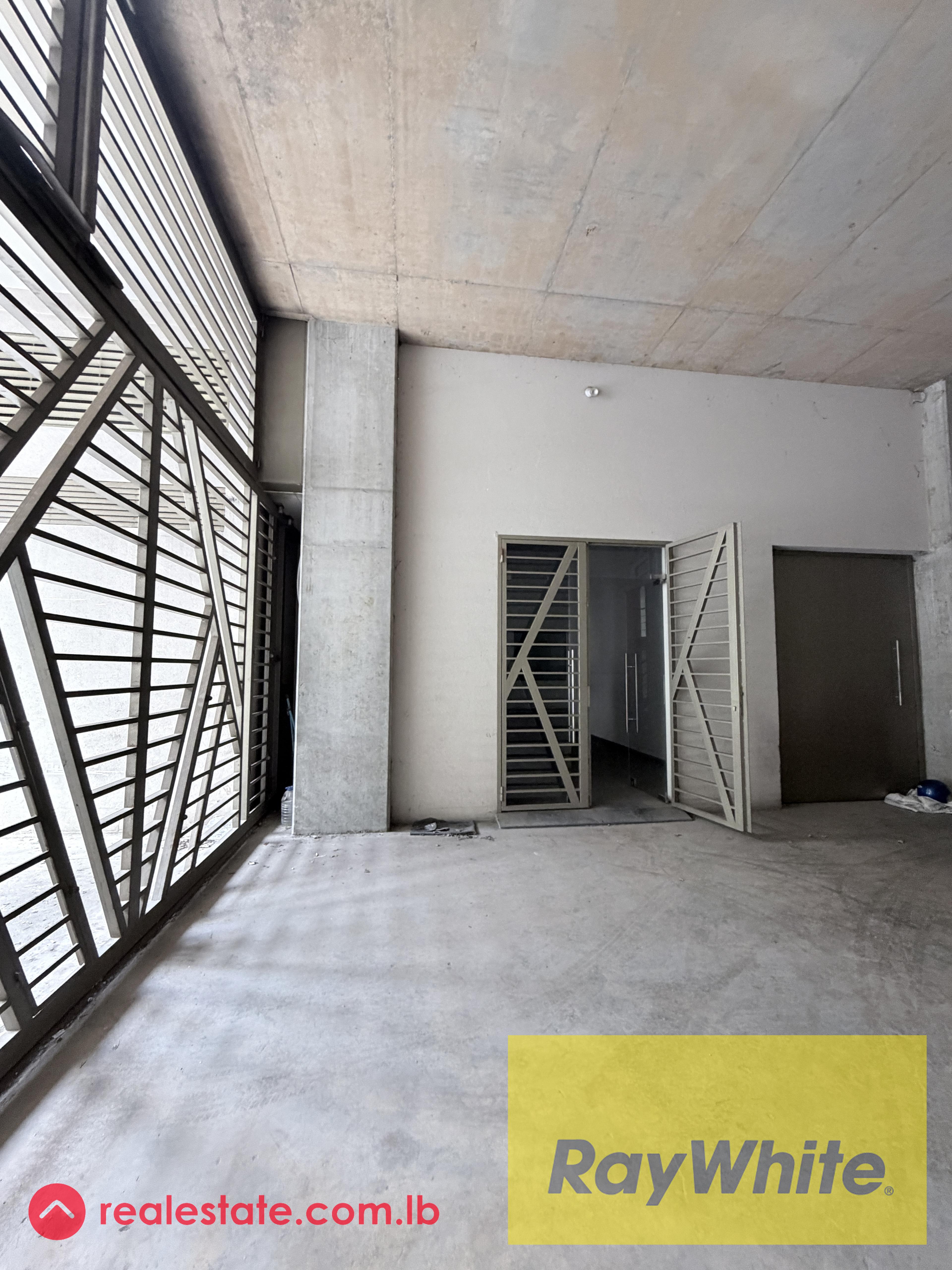 Warehouse for Rent in Bsalim – Spacious And Accessible