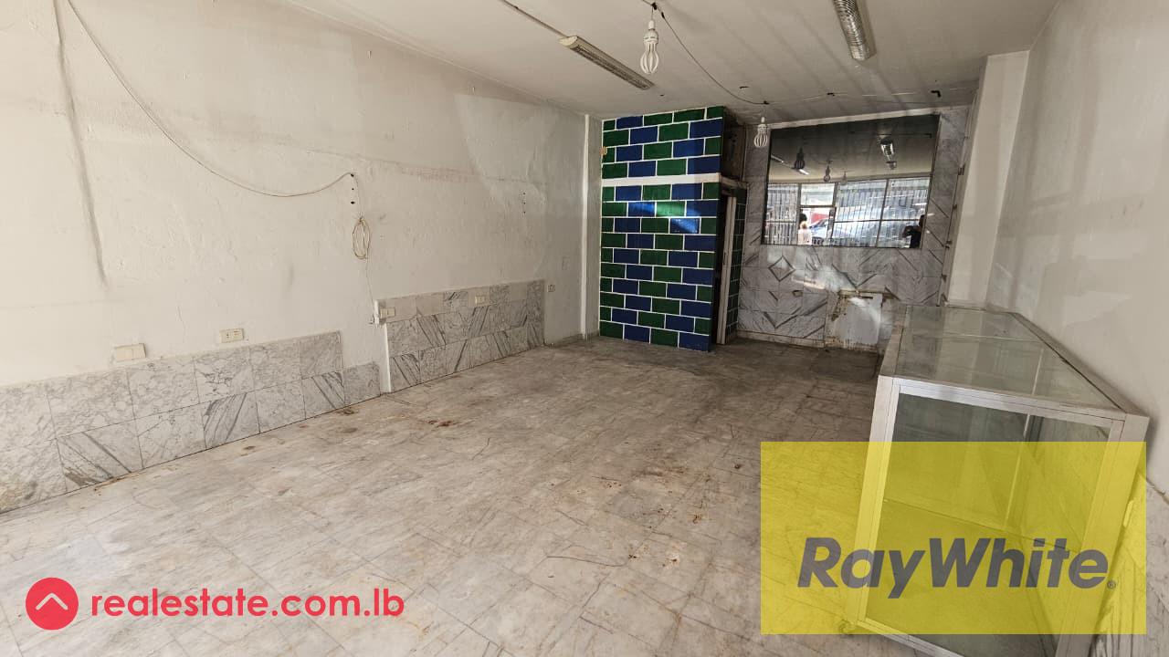 Shop for rent Hazmieh highway