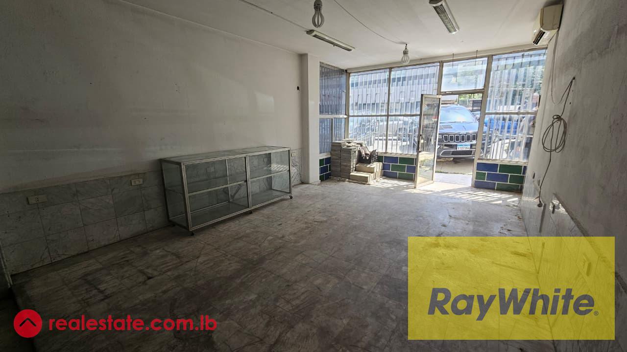 Shop for rent Hazmieh highway