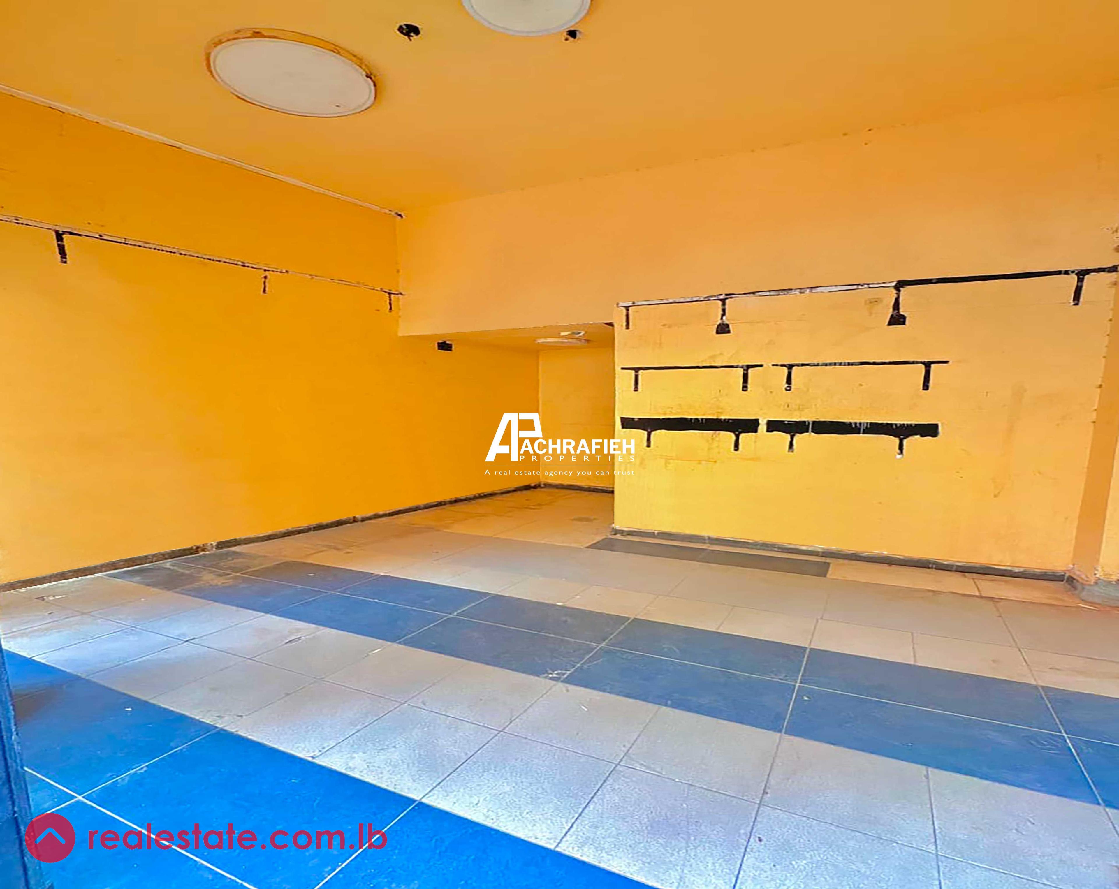 25 Sqm | Shop For Rent in Badaro