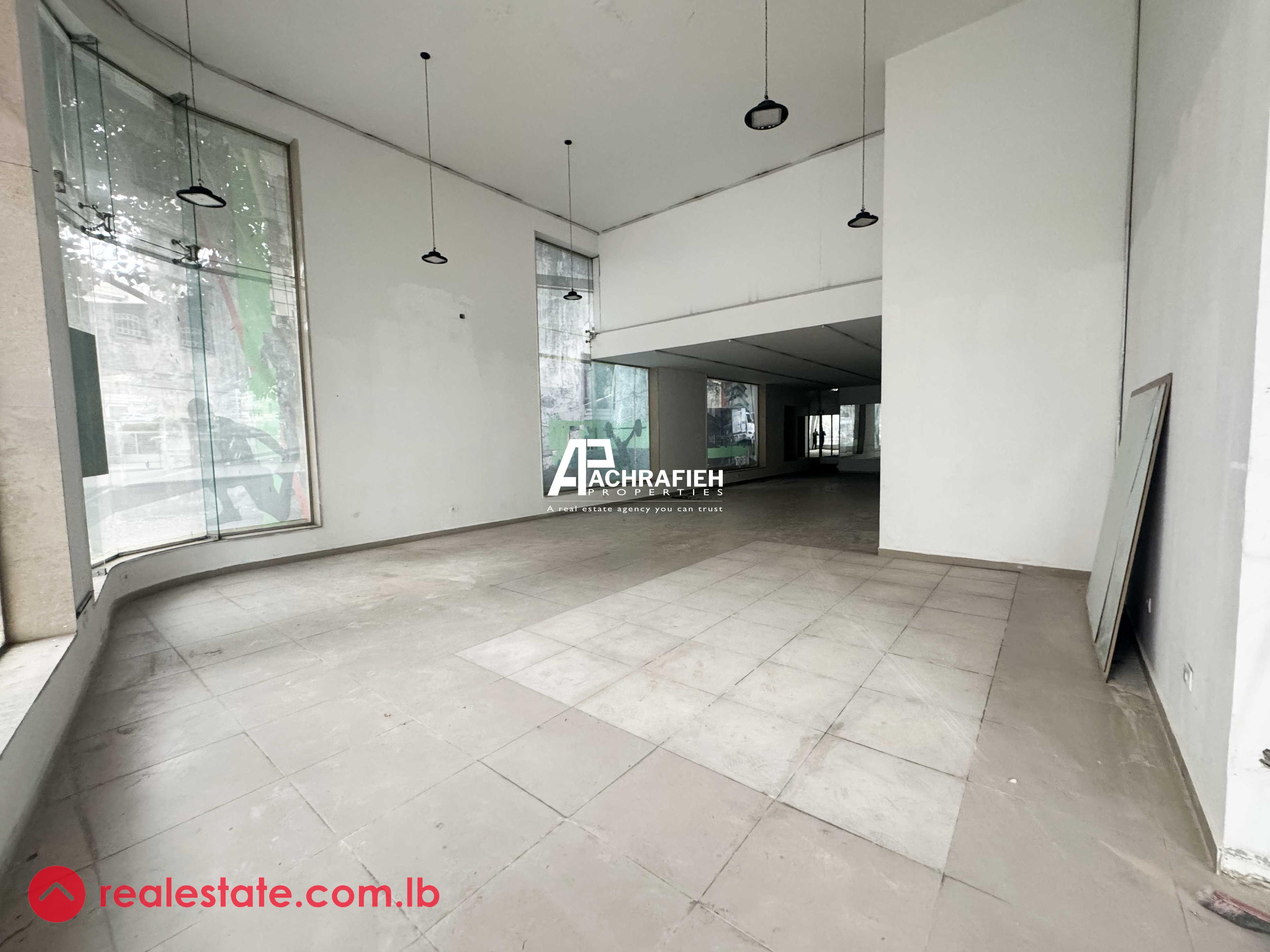 2 Floors | Shop/Gym For Rent in Achrafieh