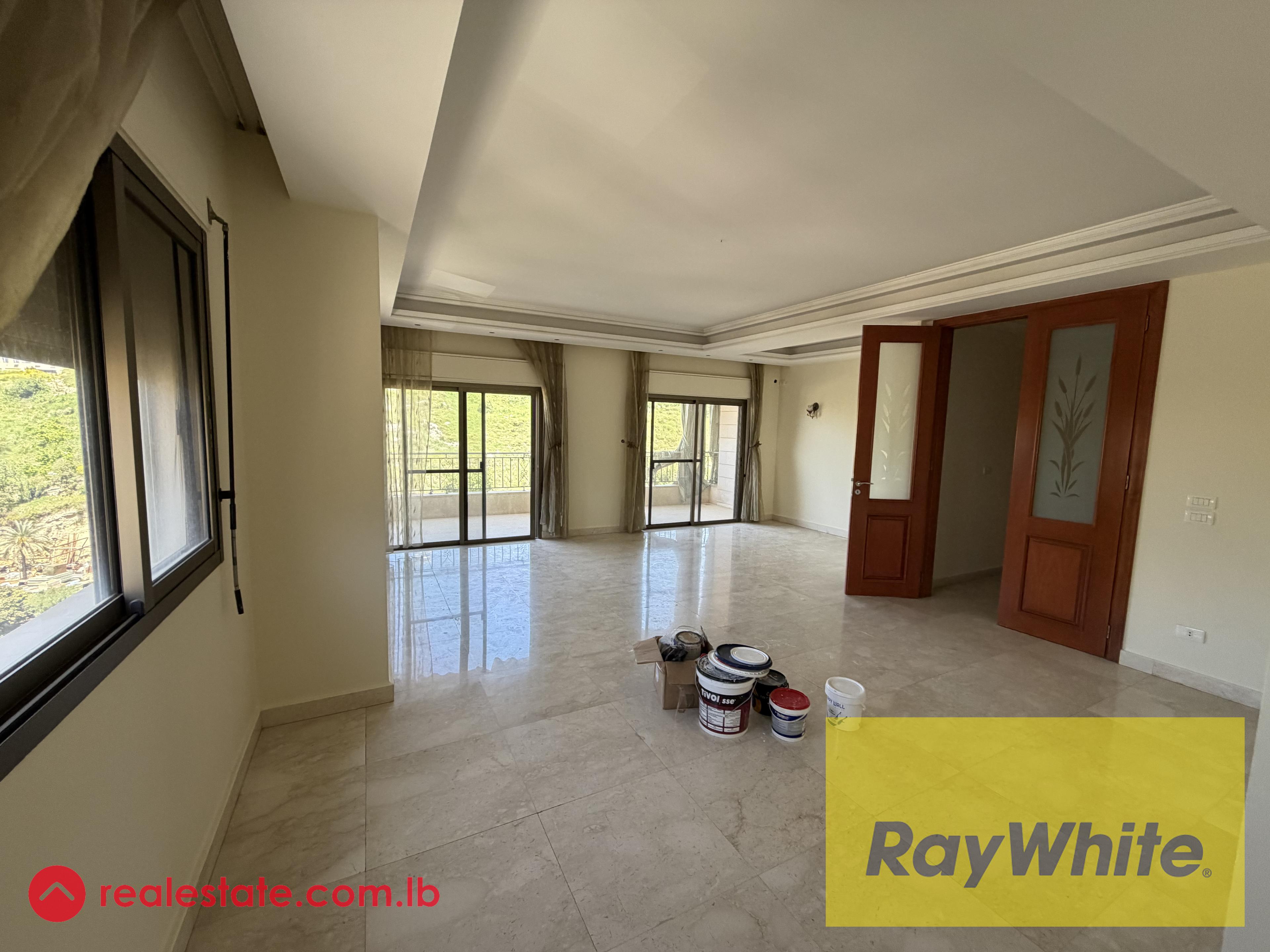 Spacious Apartment for Rent in Awkar