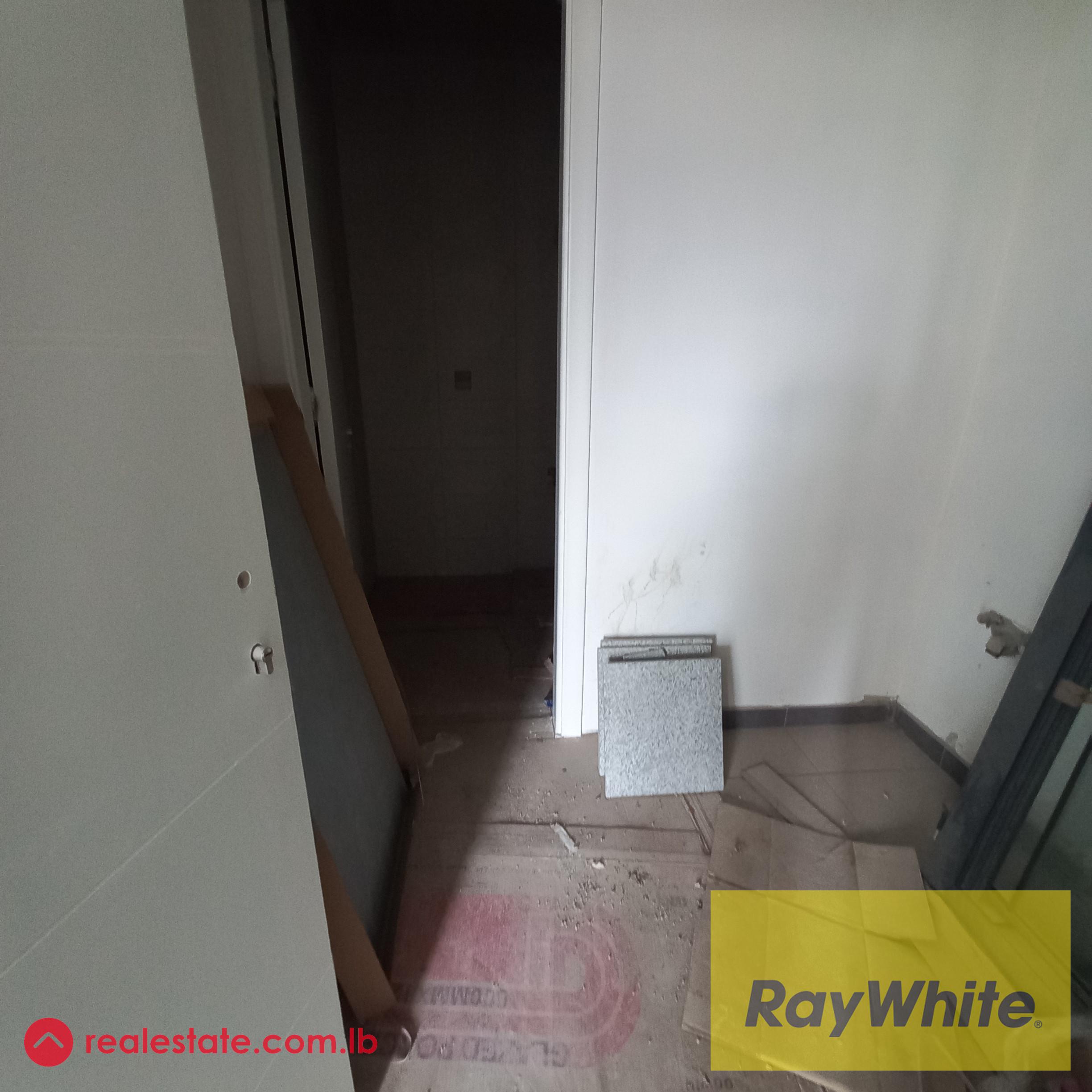 Office in Jal el Dib for sale in Jal el Dib / New built