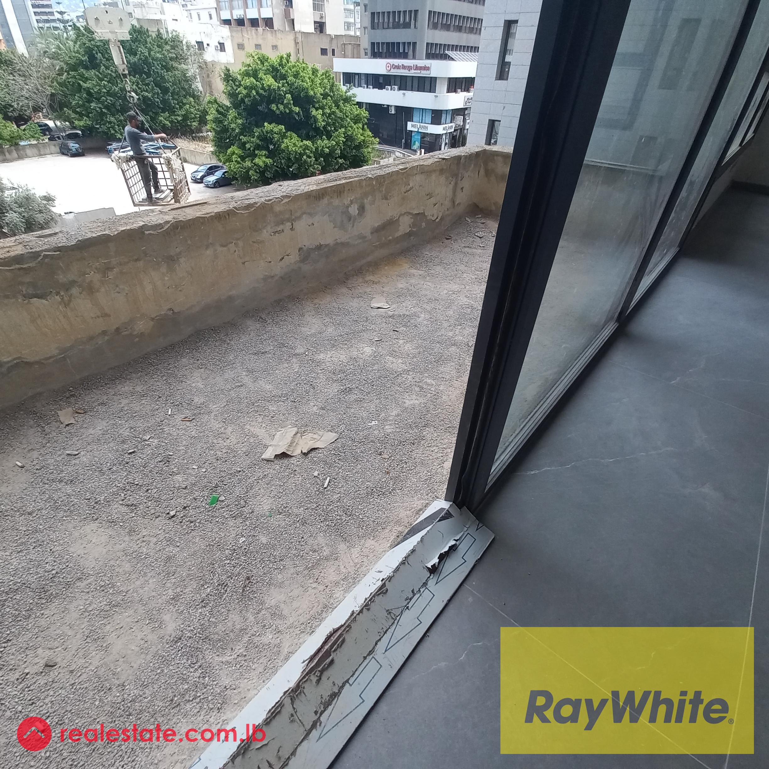 Office in Jal el Dib for sale in Jal el Dib / New built