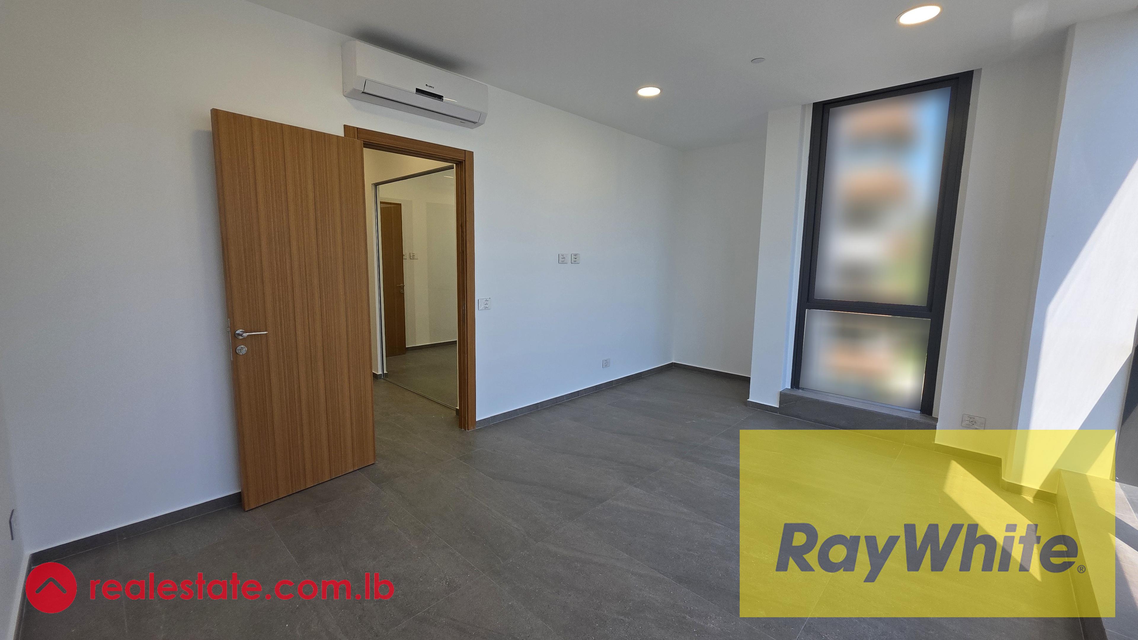 Office For Rent in Horch Tabet