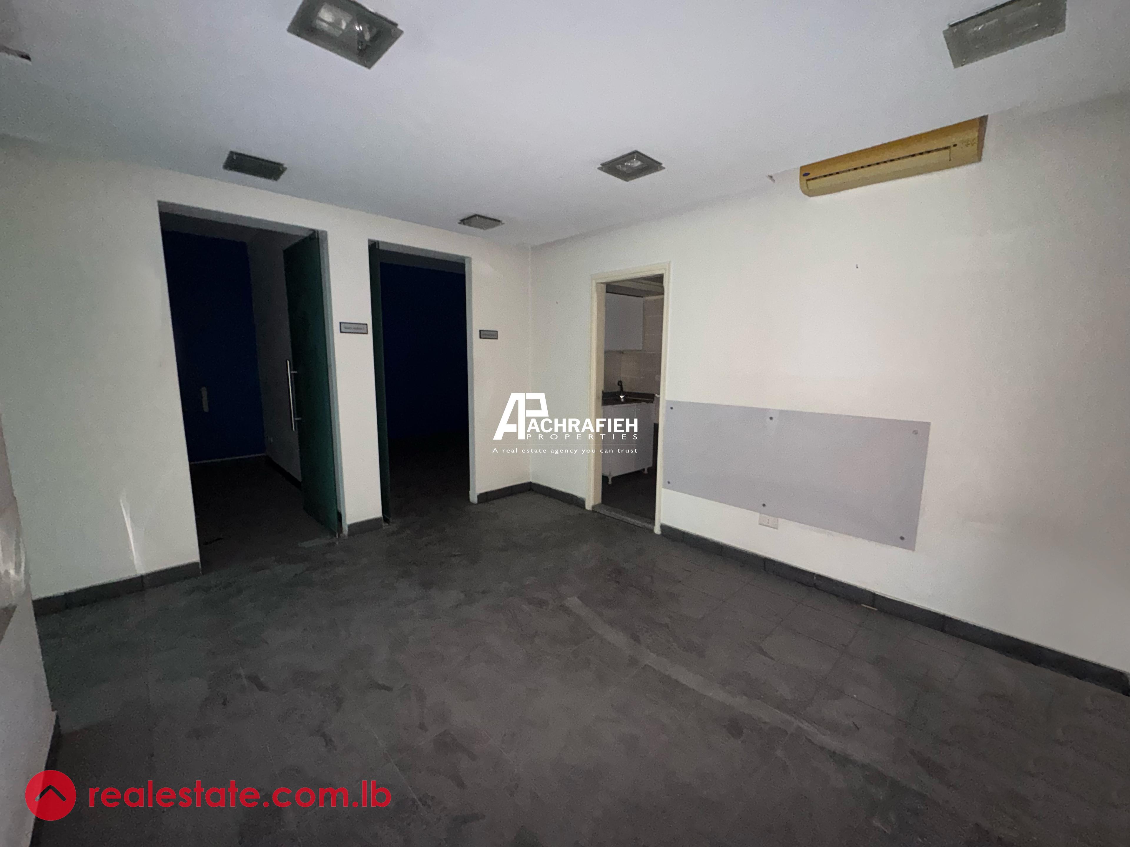 220 Sqm | Office For Rent in Achrafieh