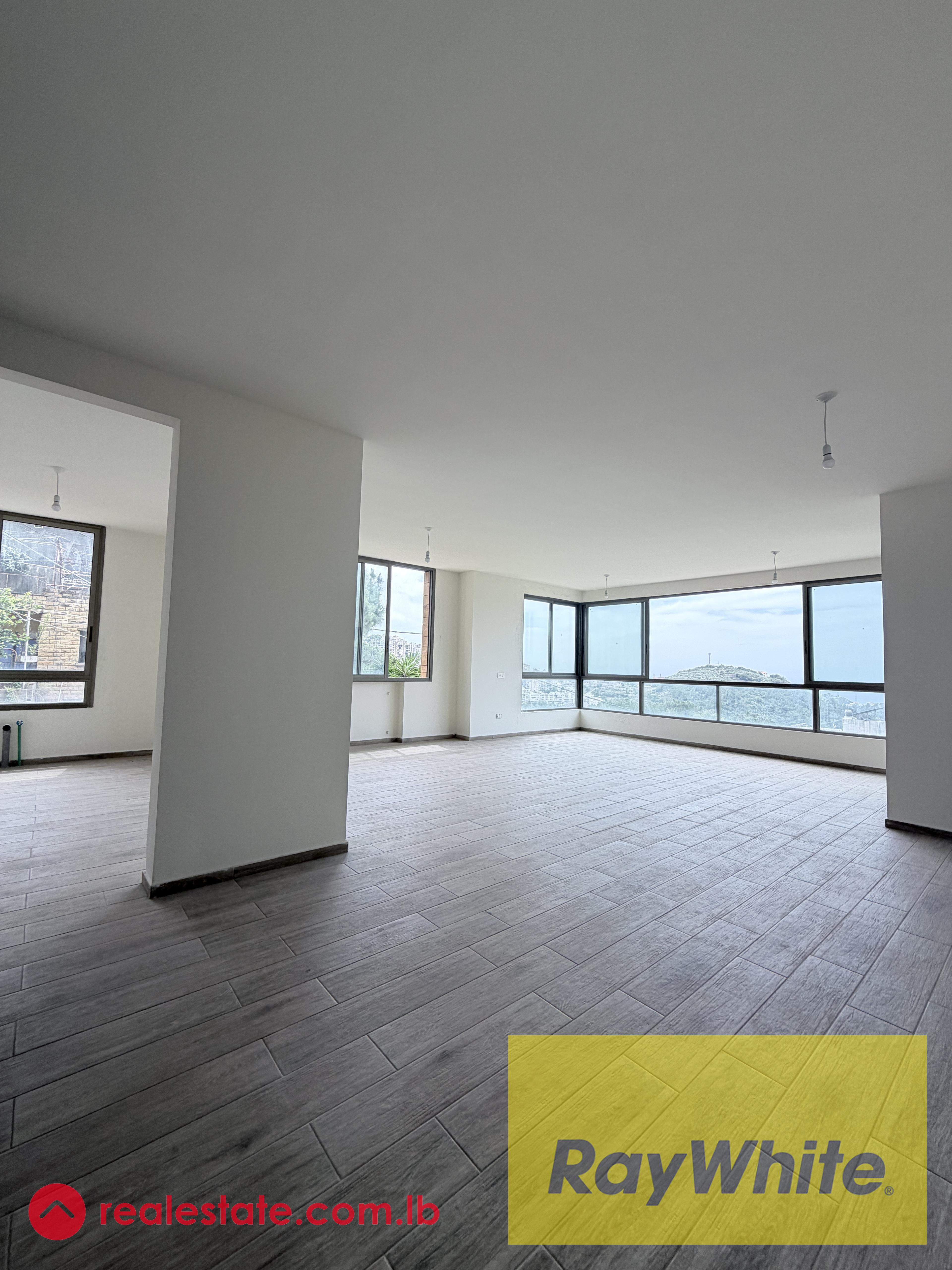 Apartment for Sale in Zikrit with Mountain View