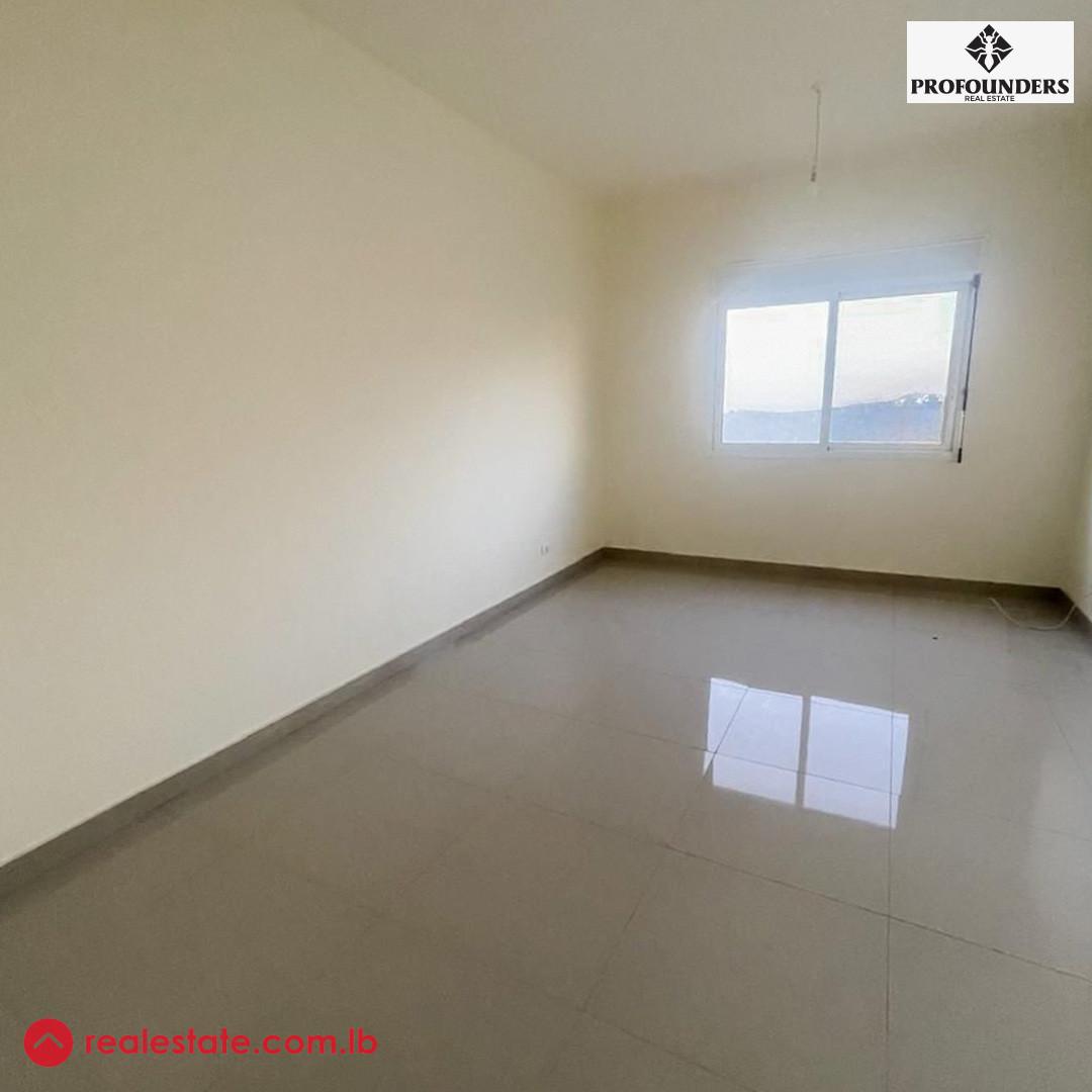 Apartment with View for Rent in Mazraat Yachouh