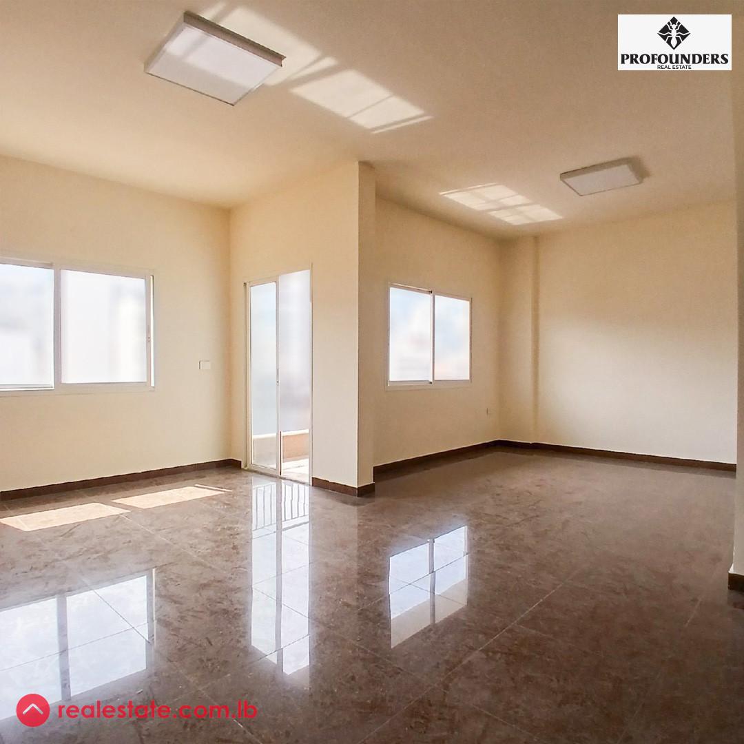 Prime Location | Mountain & City View | Easy Access