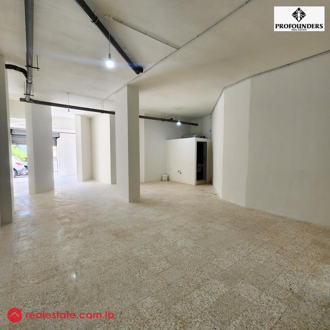 Warehouse with 4.5Meter Height for rent in Ghadir
