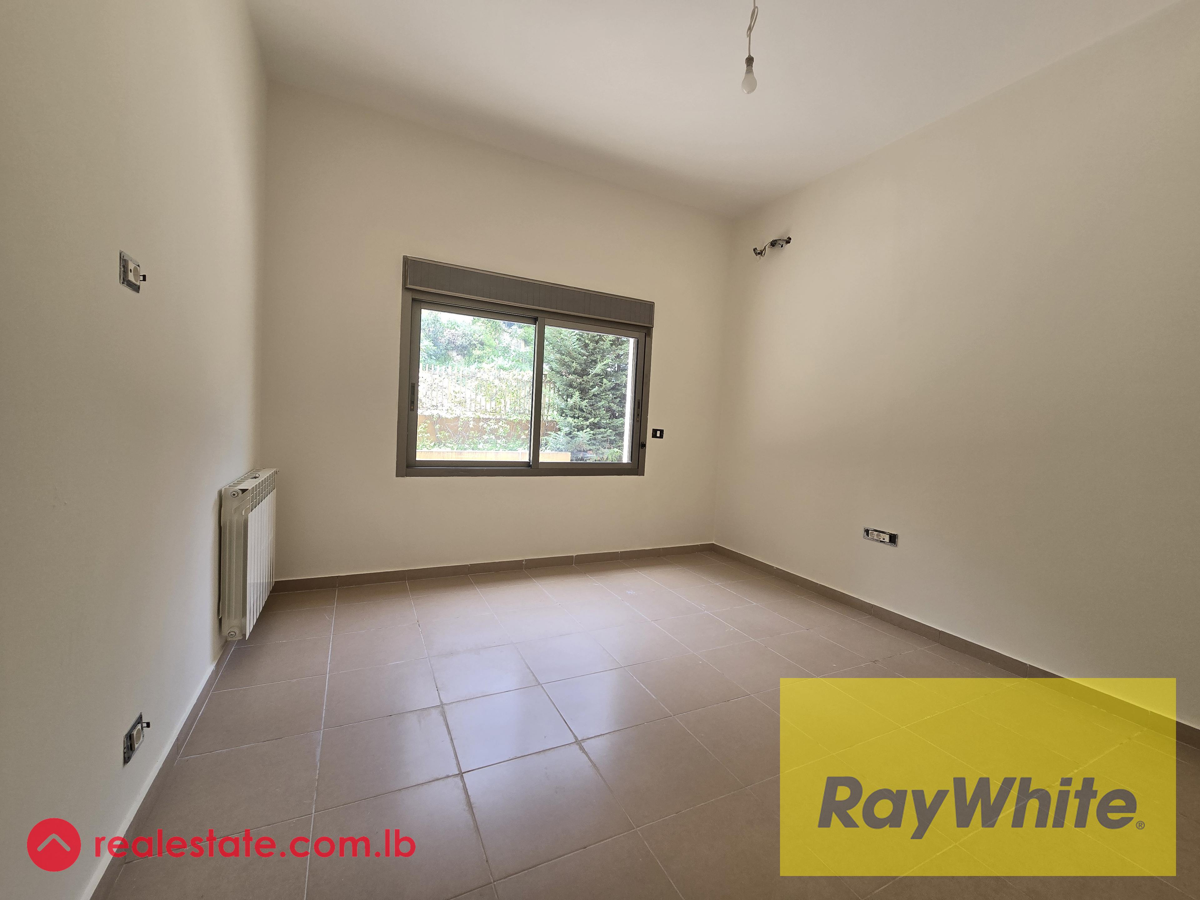 Apartment for Sale in Mtayleb