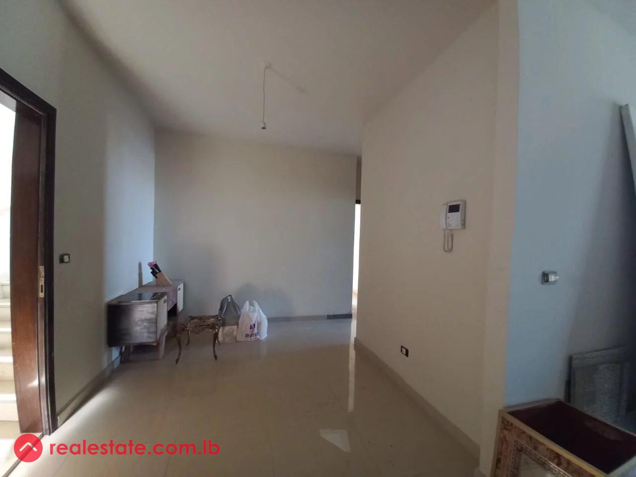 APARTMENT FOR SALE IN MAR ROUKOZ!