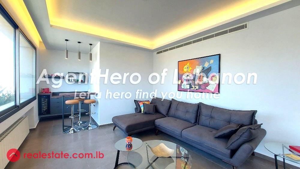 Unique Apt | Sea & Mountain View | Big Terrace