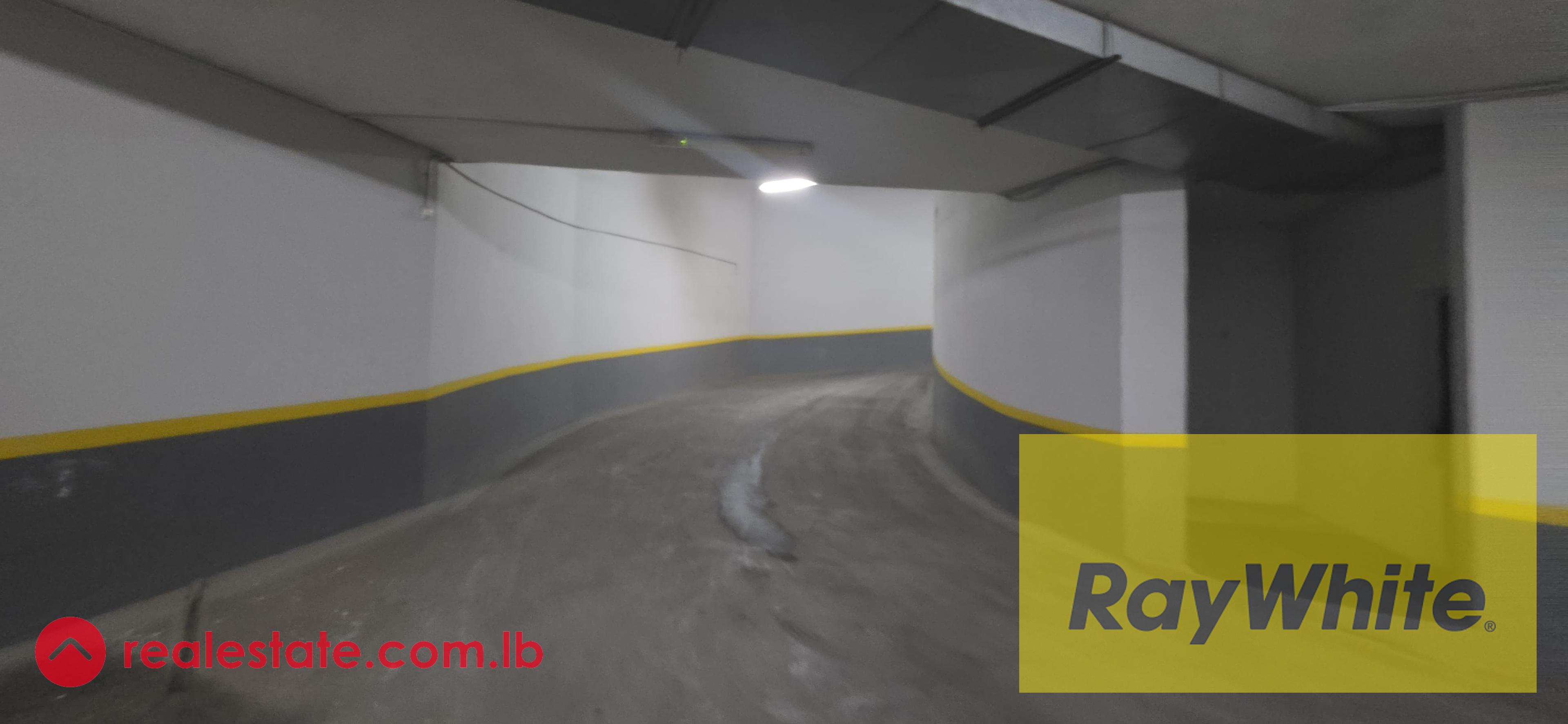 Showroom & Warehouse for Sale – Achrafieh/Tabaris