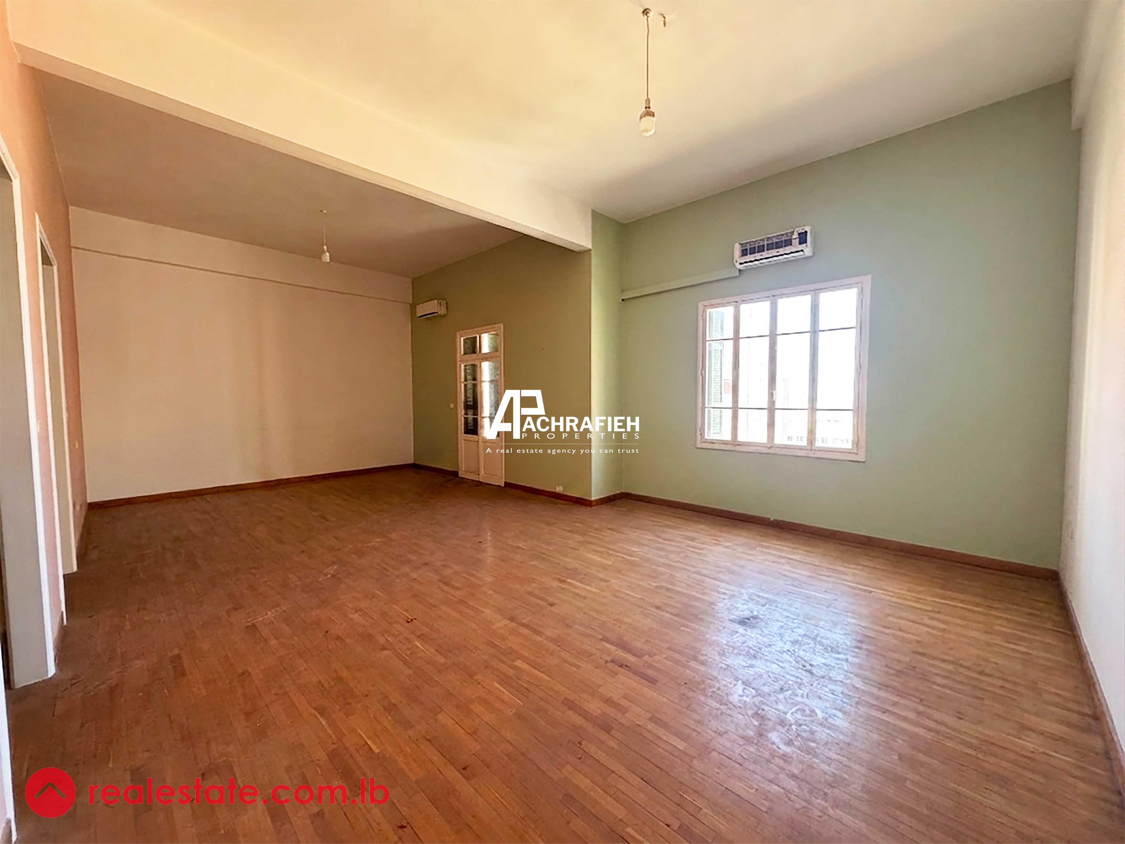 150 Sqm Office For Rent in Gemayzeh