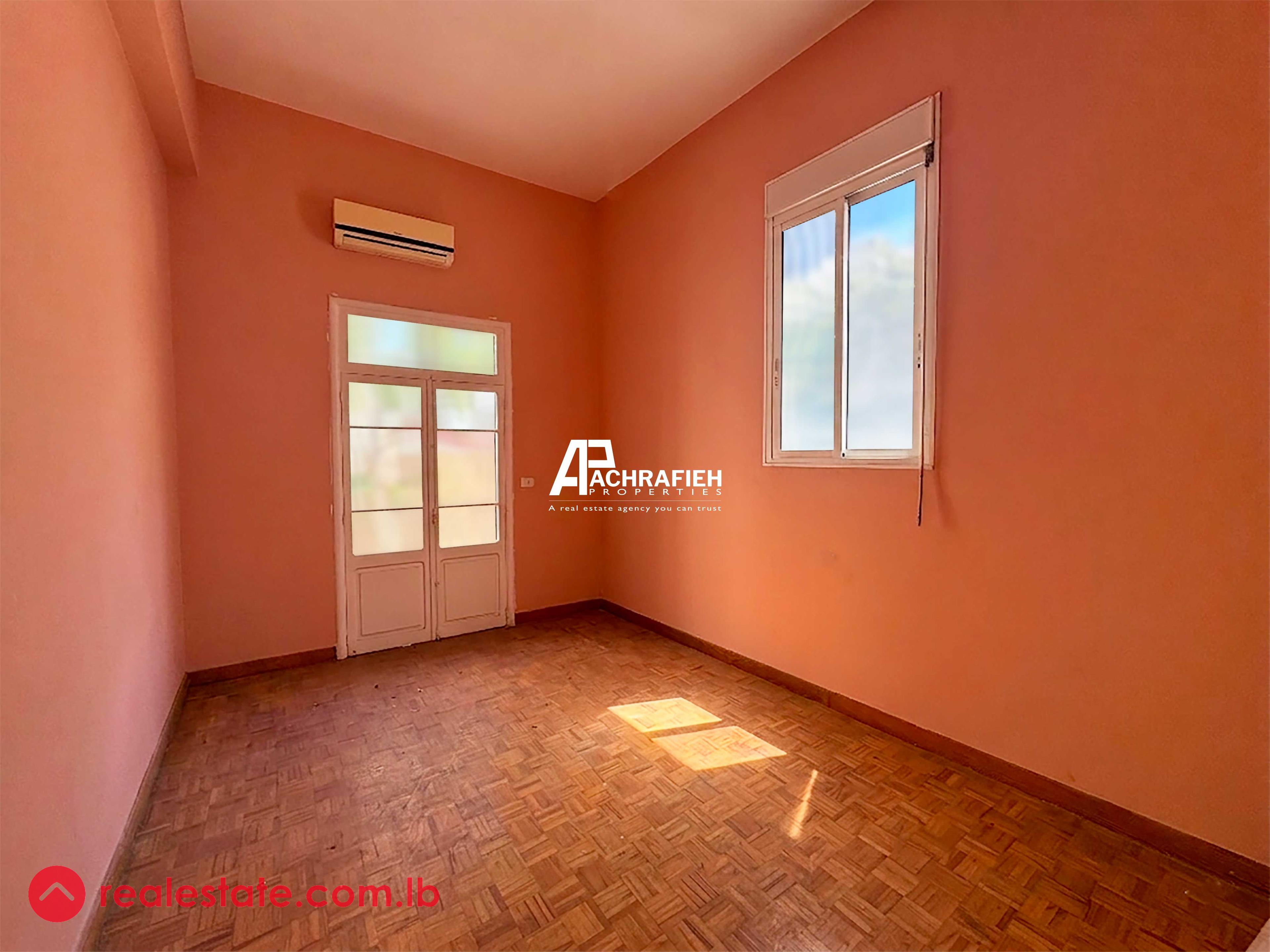 150 Sqm Office For Rent in Gemayzeh