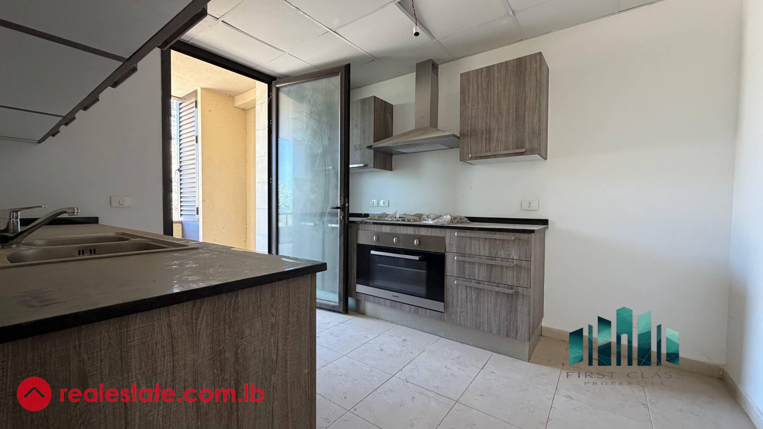 Antelias 200 sqm + 70 sqm terrace