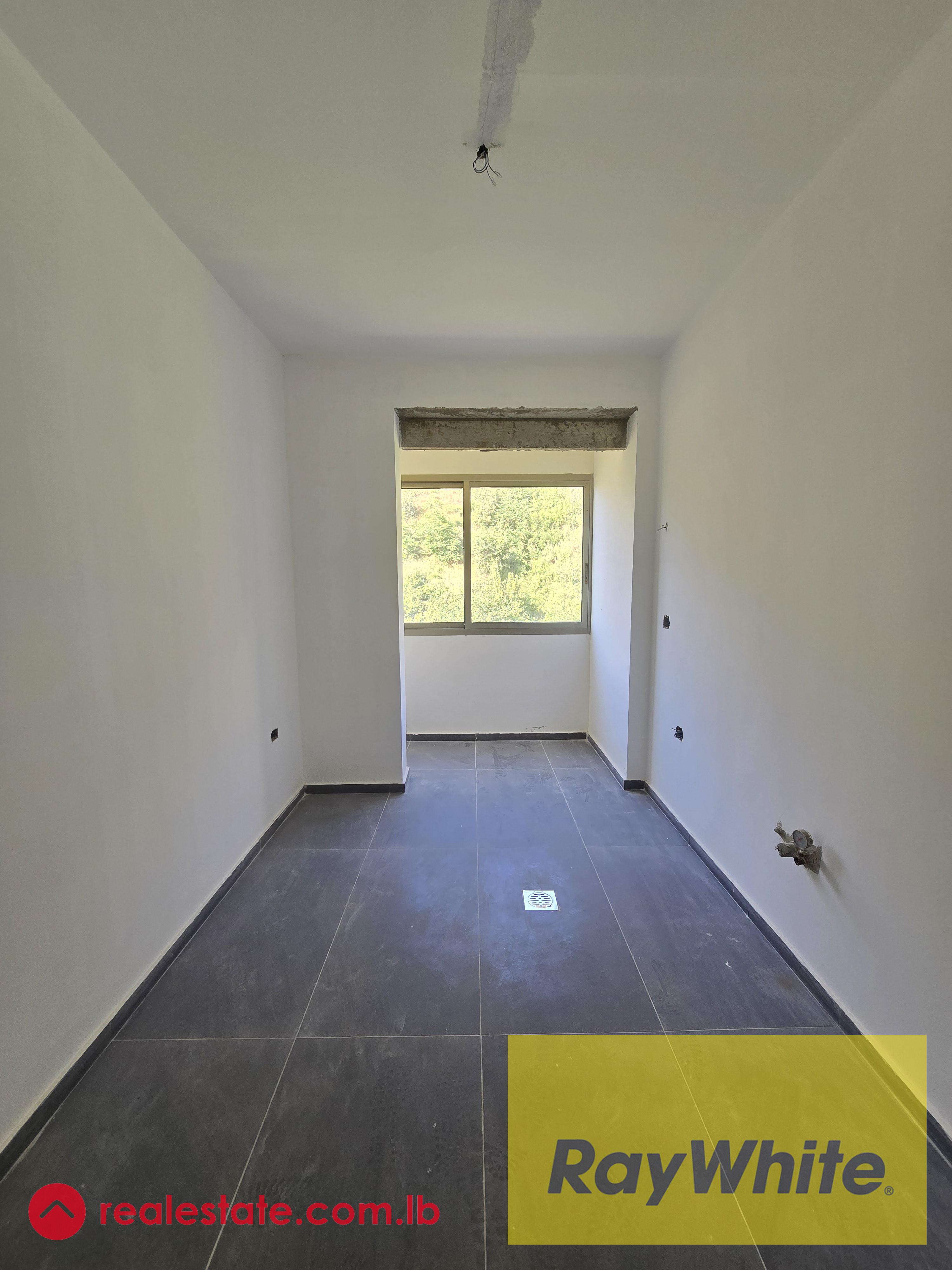 Apartment for Sale in Zalka – Brand New with Open View