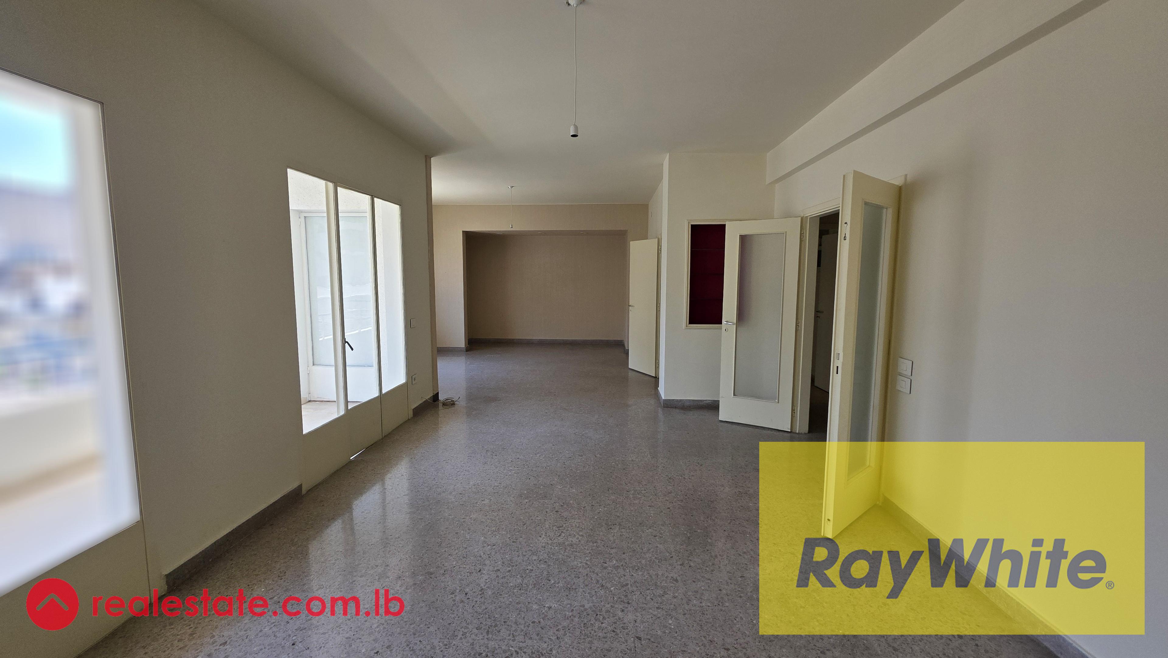 Apartment For Rent in Achrafieh