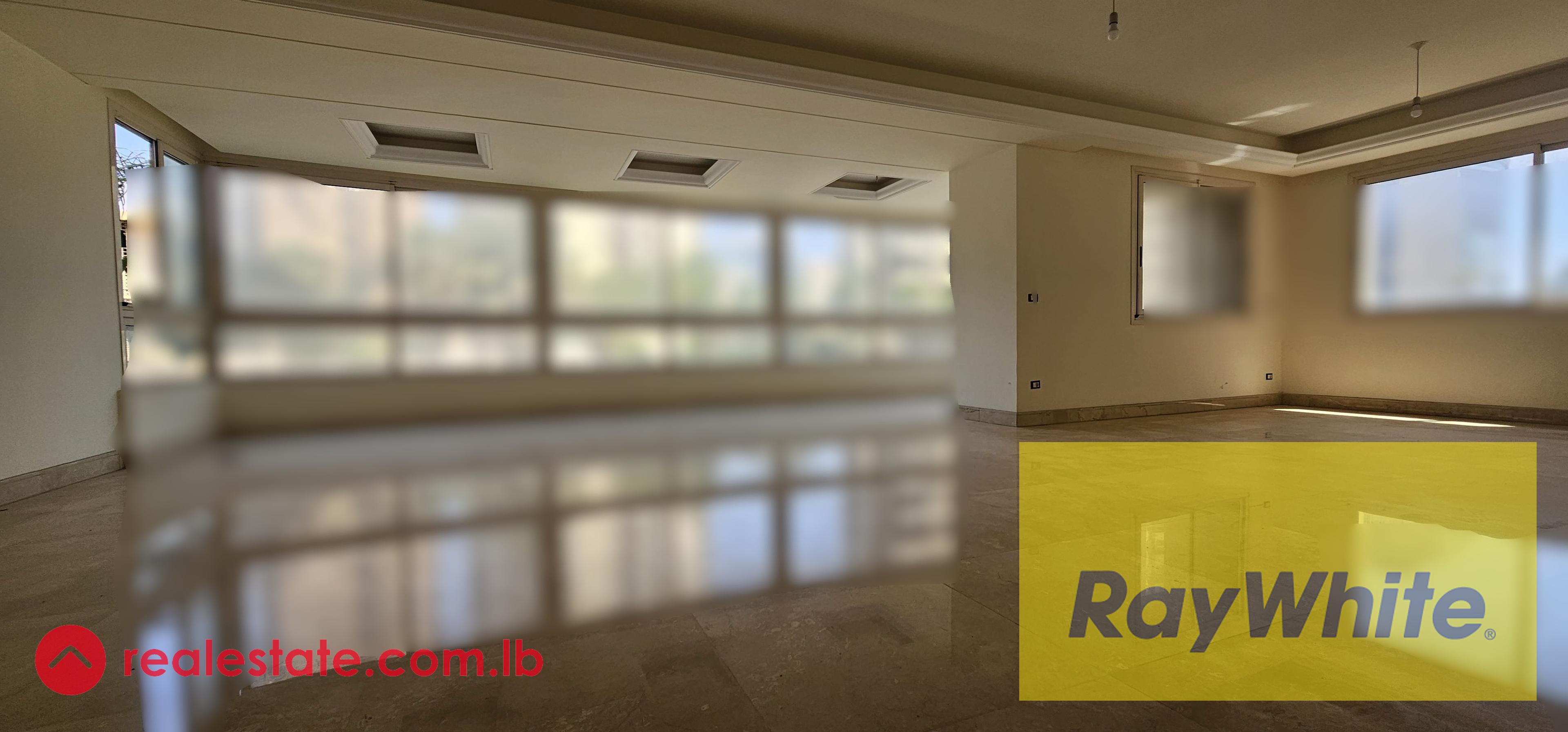 Sea View Apartment For Sale in Ramlet El Bayda