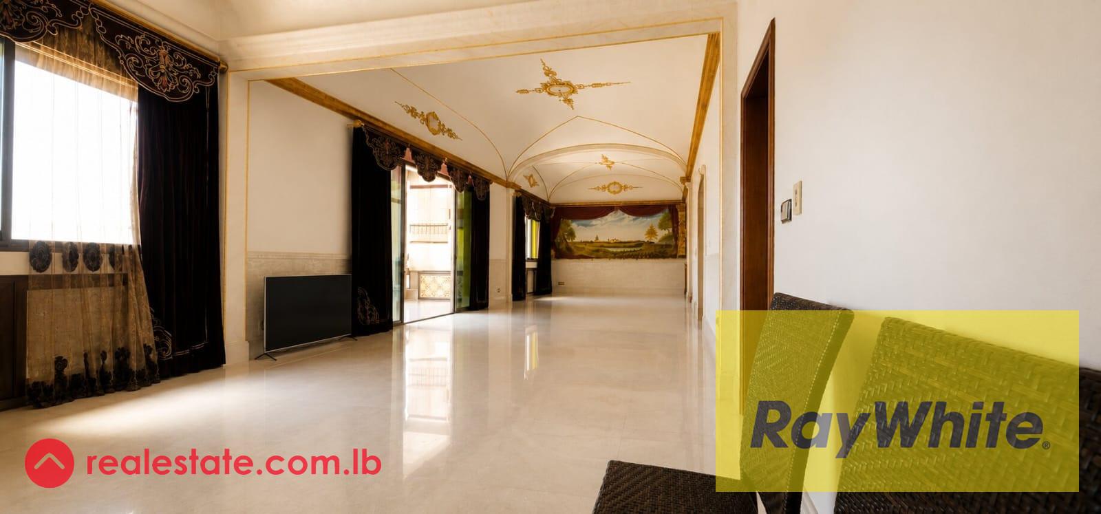 Triplex for sale in jnah prime location