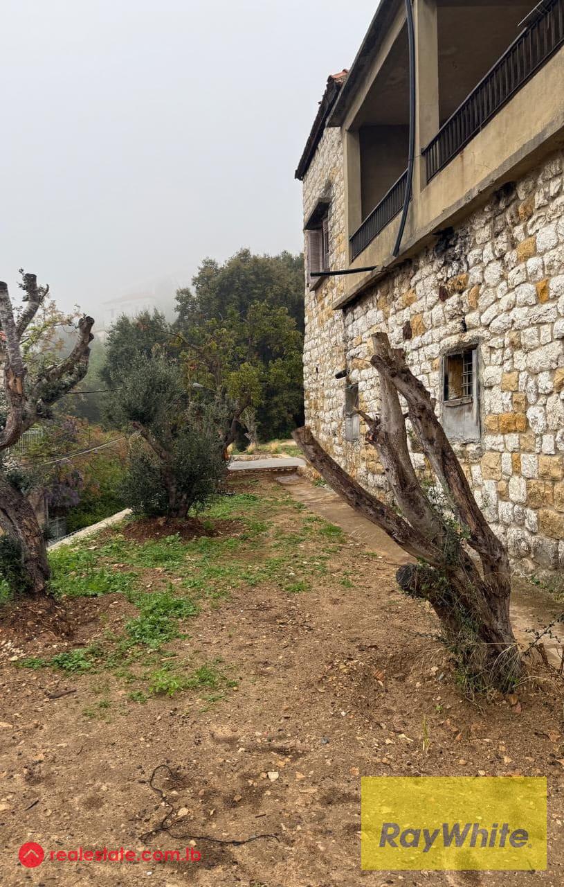 Authentic Standalone Traditional Lebanese House for Sale – Beit Chabeb