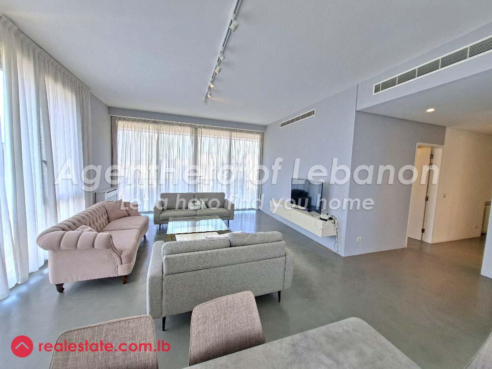 Luminous & Bright | Balcony + Stunning View | Pool & Gym