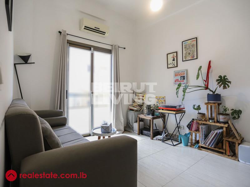 Cozy Studio | Great Location | Balcony