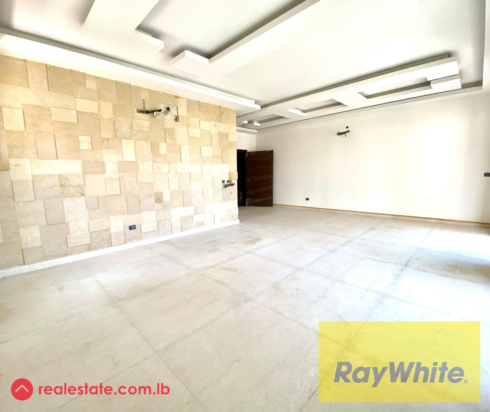 Luxury Apartment with Garden For Sale In Beit El Chaar