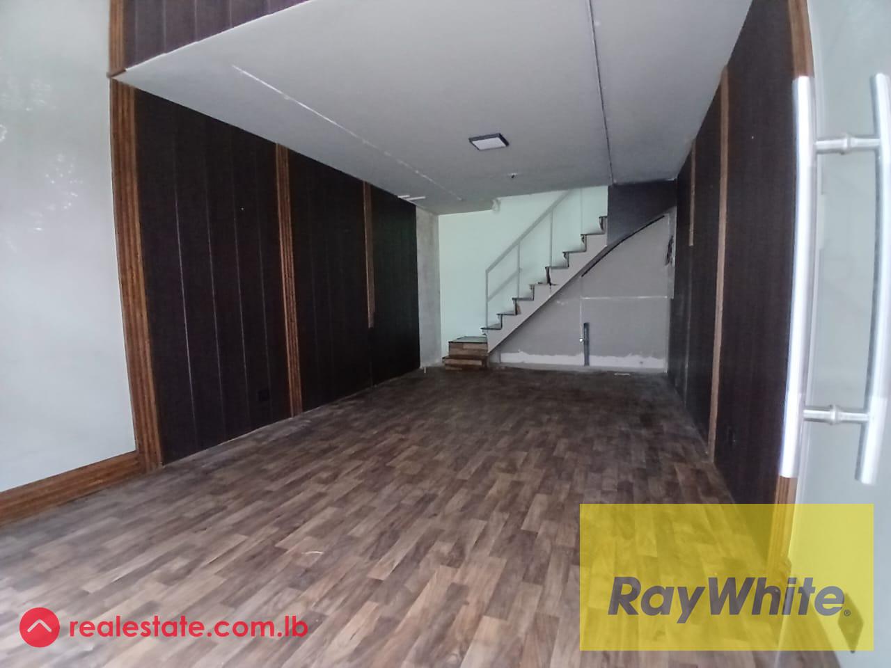 Shop for Rent in Clemenceau