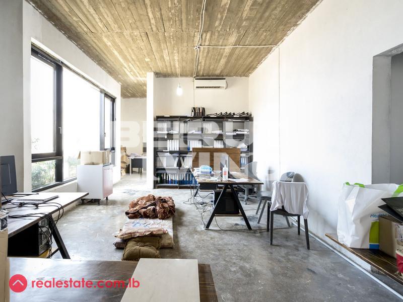 Spacious Apartment | Prime Area