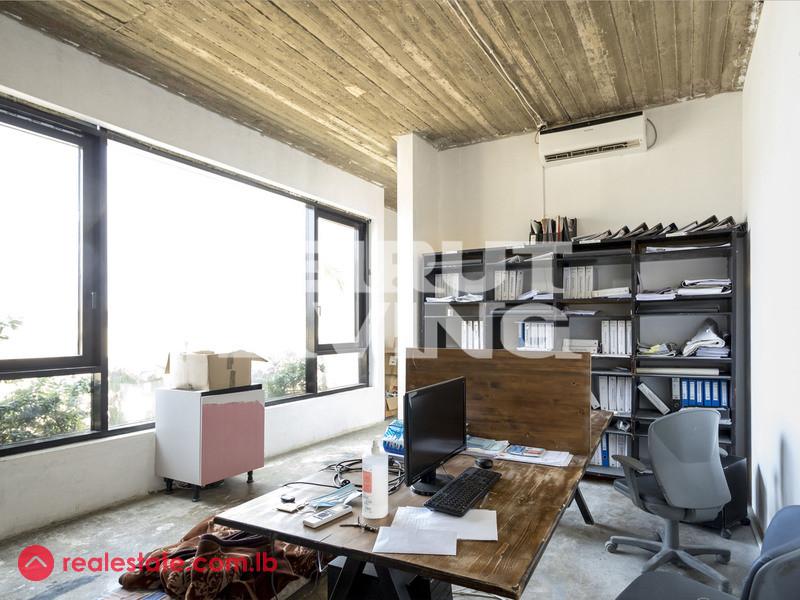 Spacious Apartment | Prime Area