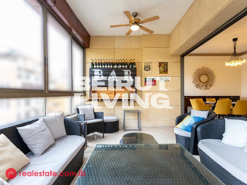 Modern & Tasteful Flat | Central Location
