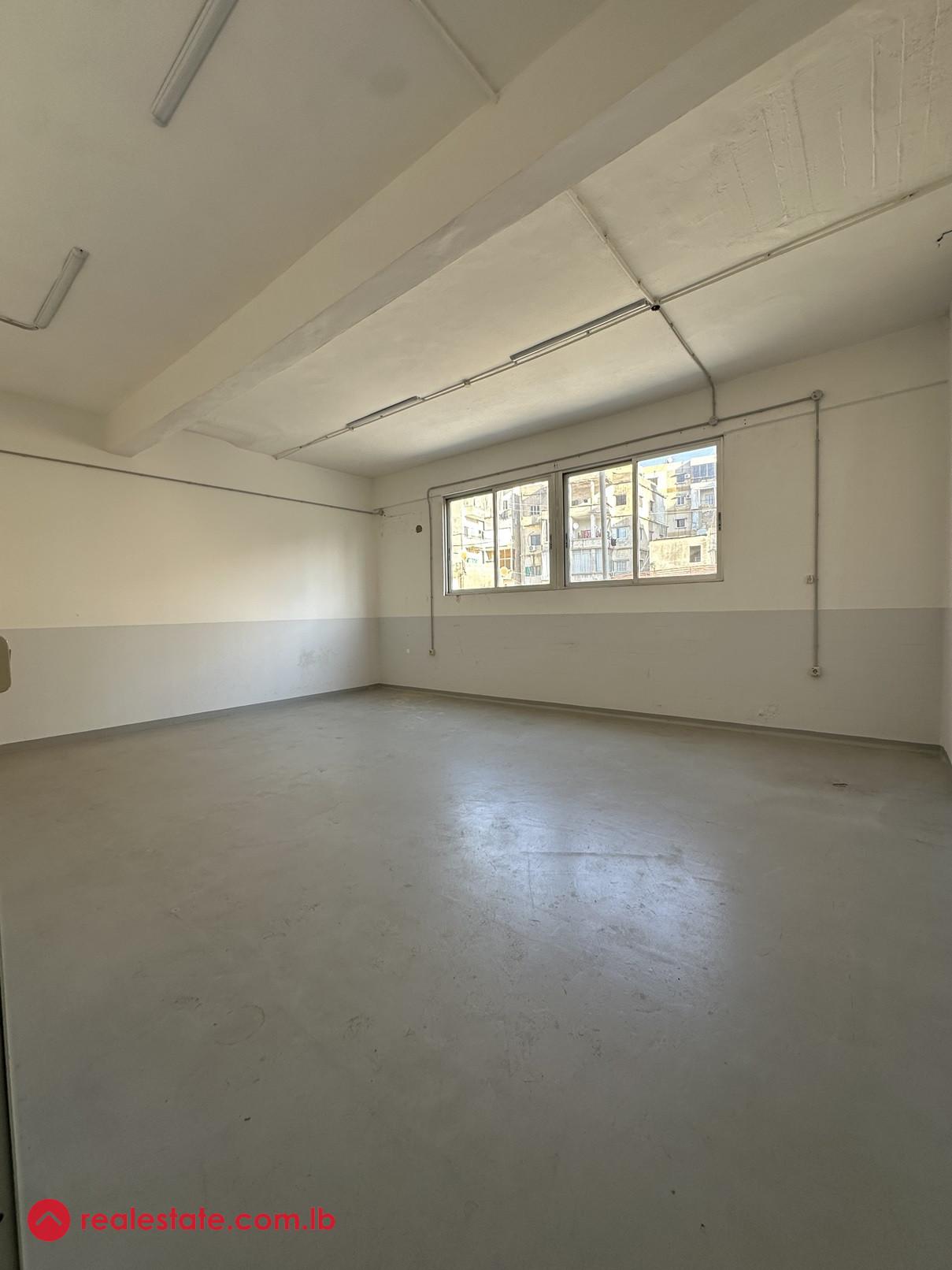 Office (Industrial) for Rent in Sin El Fil (Jisr El Wati)
